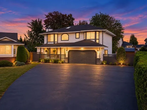 12232 Cypress Ct, Pitt Meadows, BC V3Y 2C9