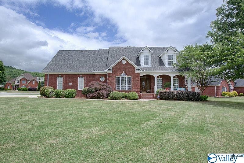 1st image of 3000 Tenker Creek Ln SE