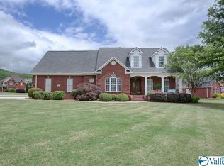 3000 Tenker Creek Ln SE, Owens Cross Roads, AL 35763