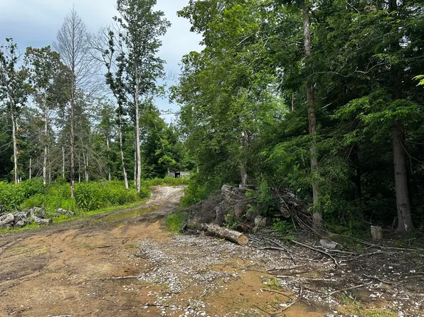 9999 Spruce Creek Rd, Corbin, KY 40701