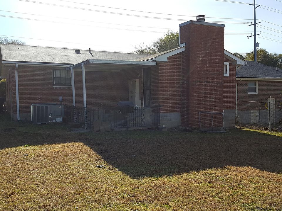 2nd image of 563 Annex Ave