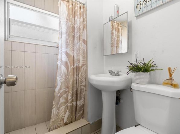 miami-florida-43840591 picture