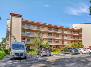 25 Abbey Ln APT 301, Delray Beach, FL 33446