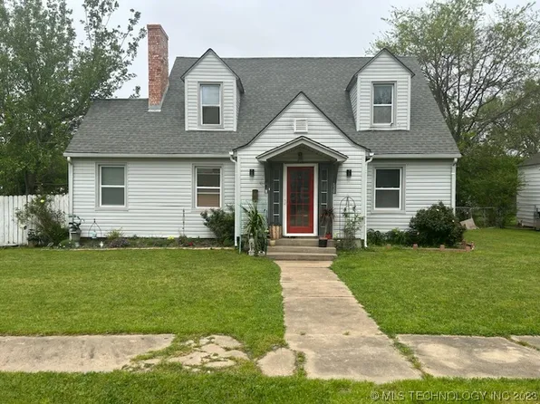 530 W 22nd St, Ada, OK 74820