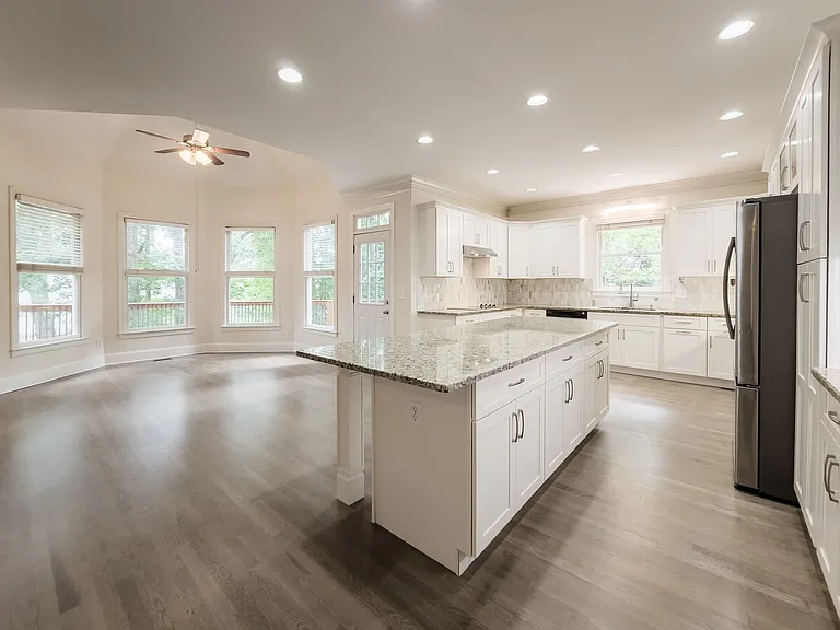 7335 Craigleith Dr — Photo 43