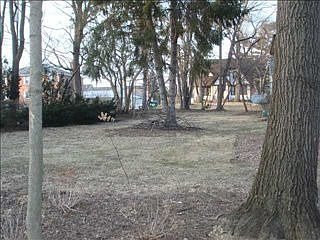 4th image of 27 E Riverglen Dr #A