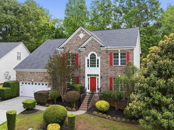 39 Waters Reach Ln, Simpsonville, SC 29681