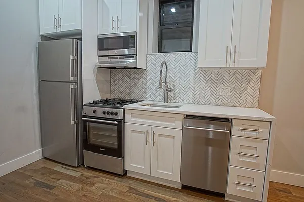 Rented by Brooklyn High Rise LLC | media 3