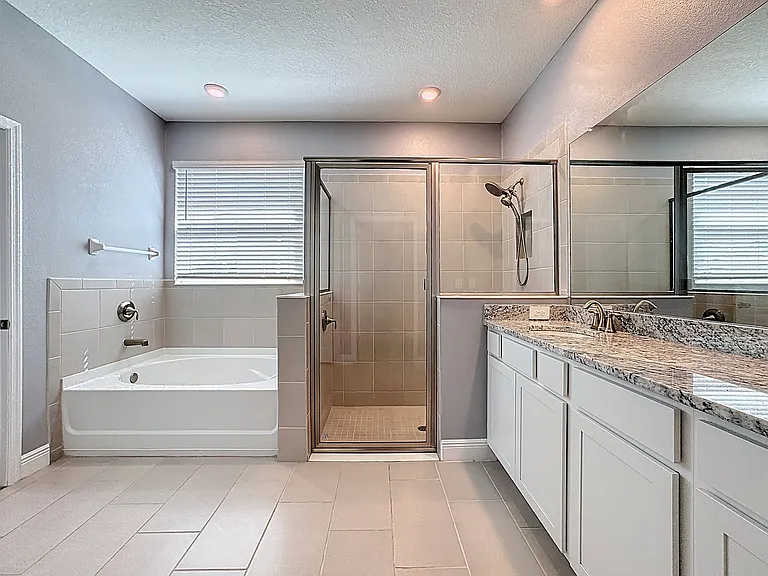 17535 Cantarina Cv — Photo 30