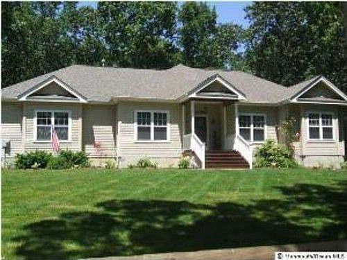 1st image of 16 Country Woods Dr