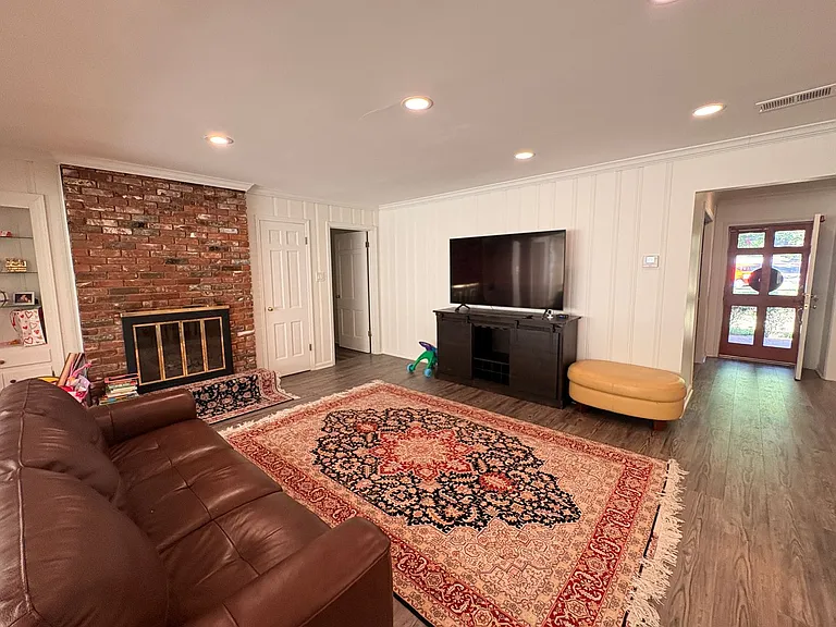 289 Woodmont Dr — Photo 14