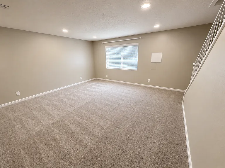 846 E Forest Park Ct — Photo 9