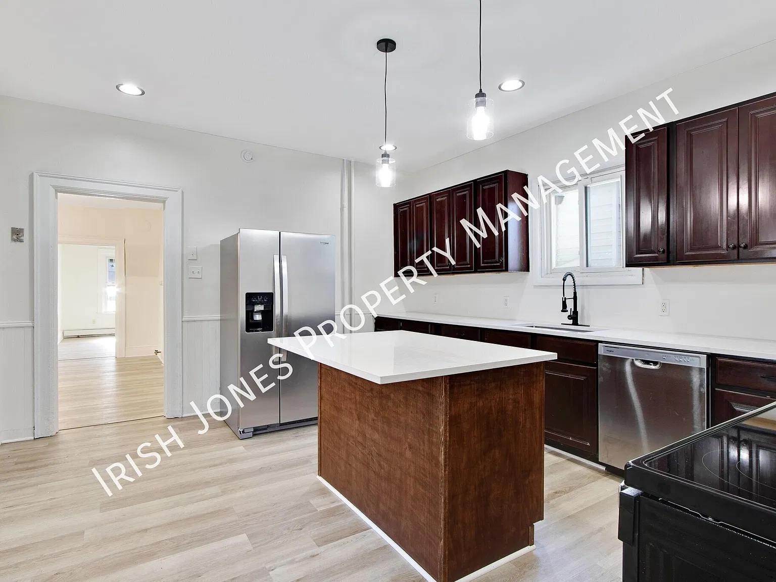 5 bed, 1768 sqft, $2,300 — Photo 2