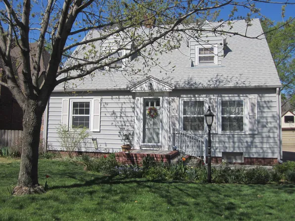 1425 N Woodland Ave, Wichita, KS 67203