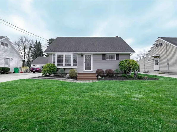 3764 Prospect St, Mogadore, OH 44260