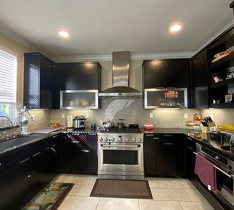 3rd image of 6091 Golden Vista Dr