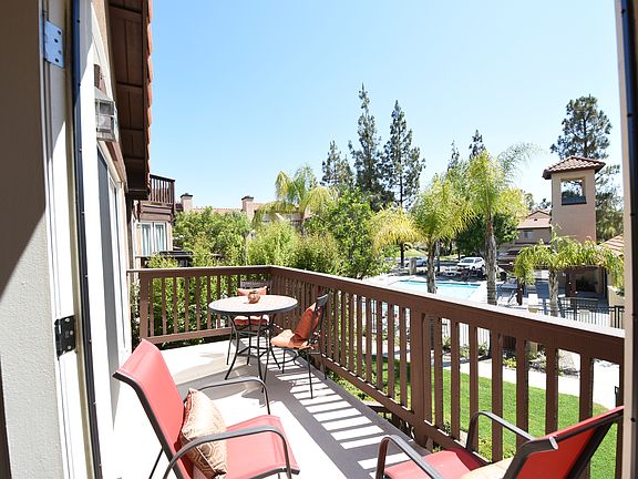 View Deck off Living Rm