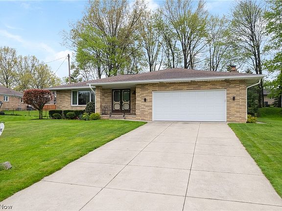 3rd image of 6968 Carol Dr