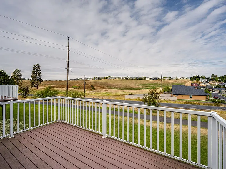 1262 SW Selway Ln — Photo 25