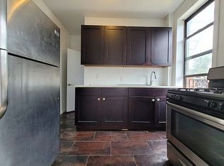 1155 Park Pl #2M, Brooklyn, NY 11213