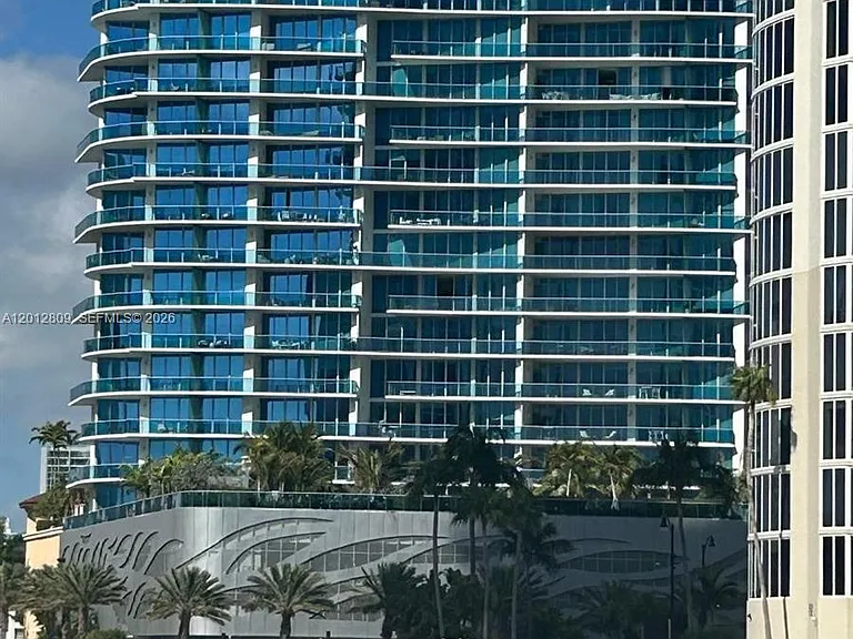 17550 Collins Ave #1204 — Photo 2