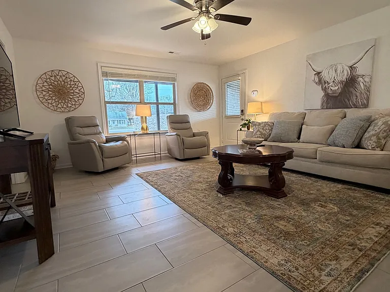 4264 Chisholm Rd — Photo 31