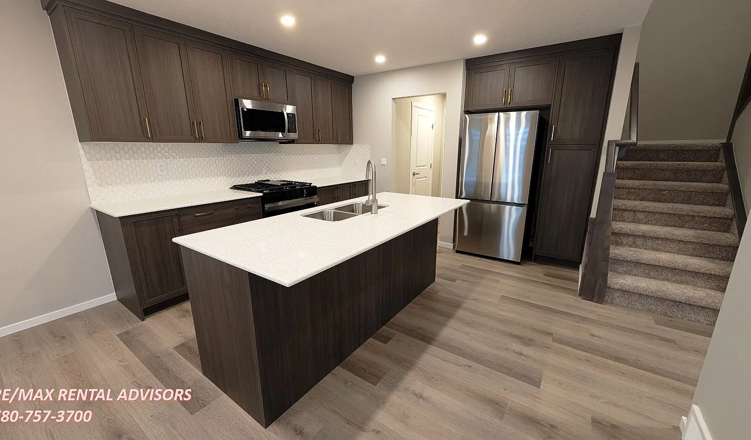 11 Carringford Road Northwest — Photo 3