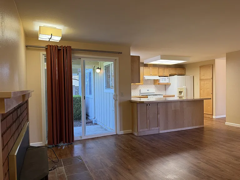 1701 Antoine Ave — Photo 10