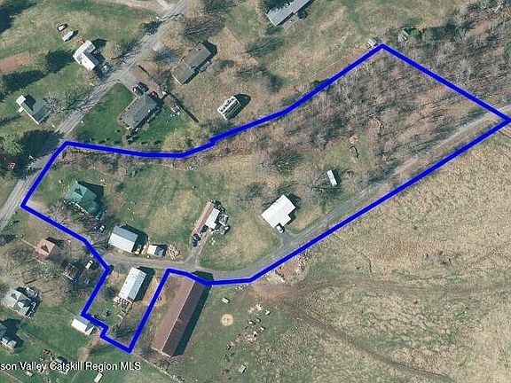 4th image of 82 County Road 56