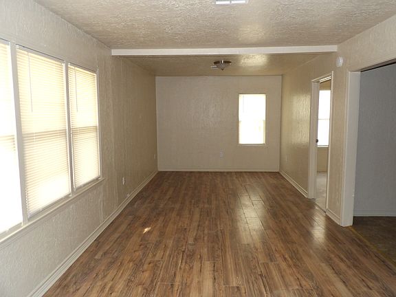 2nd image of 1111 NW Andrews Ave