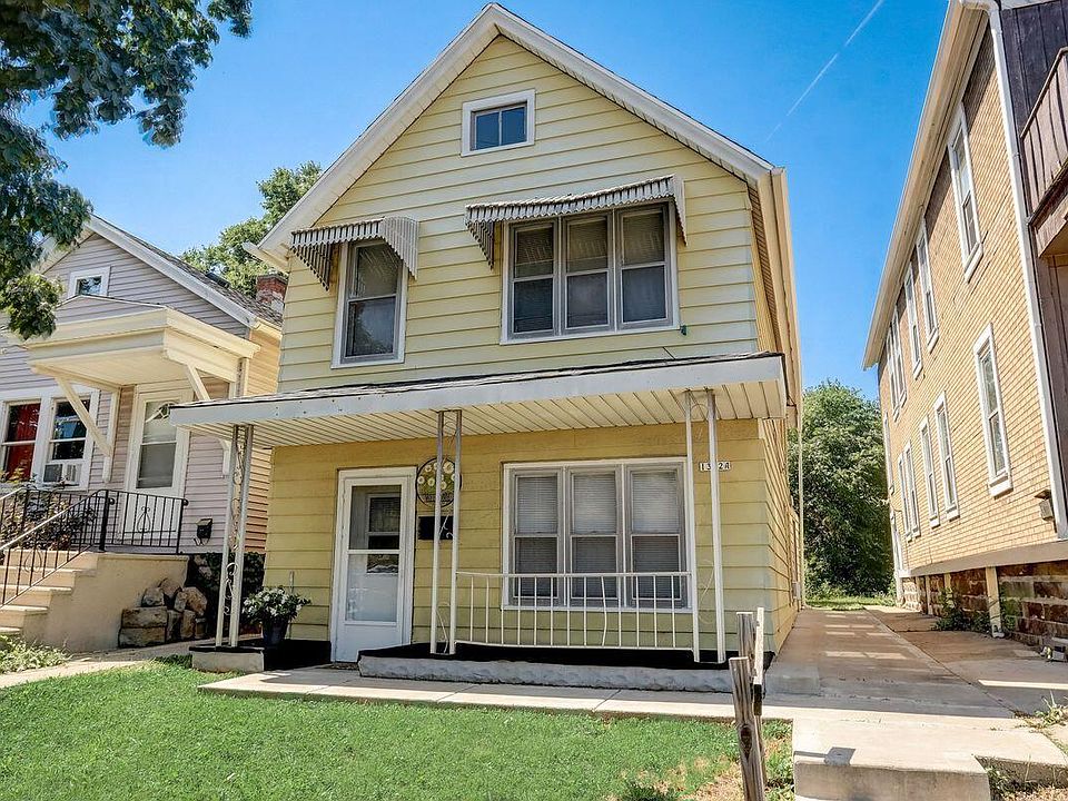 1st image of 1322 West Windlake AVENUE