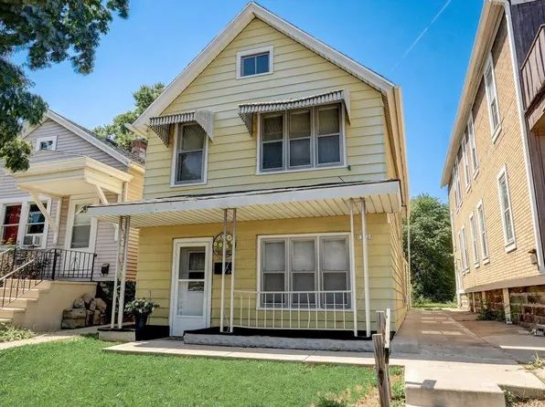1322 West Windlake AVENUE, Milwaukee, WI 53215
