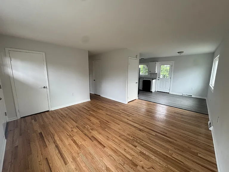 118 Richards Ave — Photo 3
