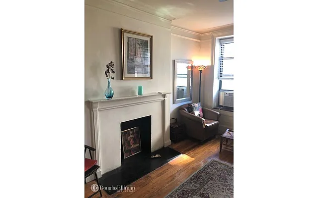 Rented by Douglas Elliman | media 8