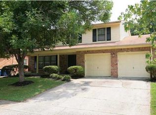 4307 Woodgate Ln, Louisville, KY 40220