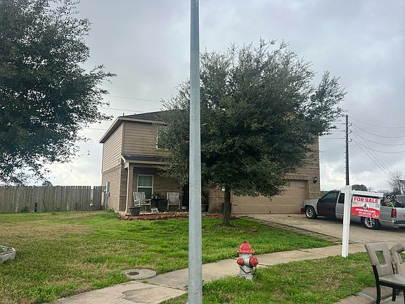 3rd image of 5211 Briar Cove Cir