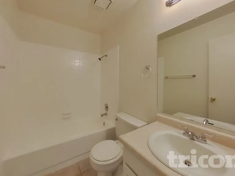 2206 W Monona Dr — Photo 16
