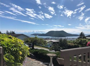 1805 Piper Cir, Anacortes, WA 98221