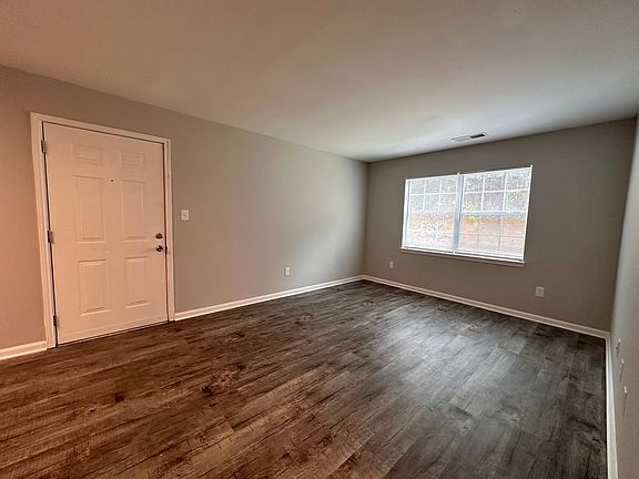 4th image of 1818 Rocky View Way #206