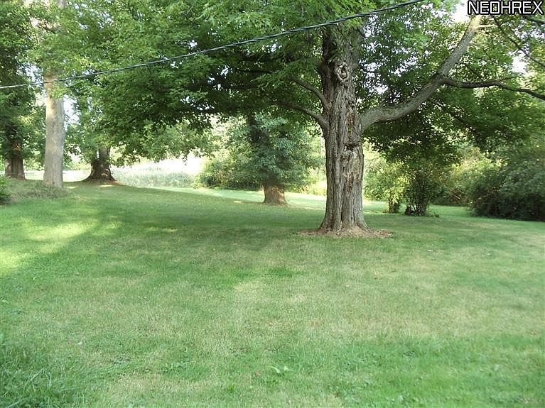 2nd image of 8442 Euclid Chardon Rd