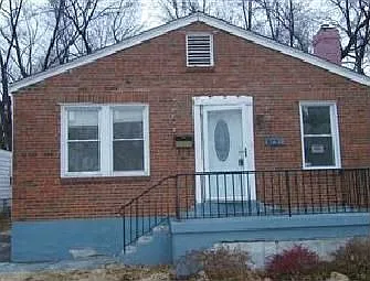 8751 North Broadway photo 1