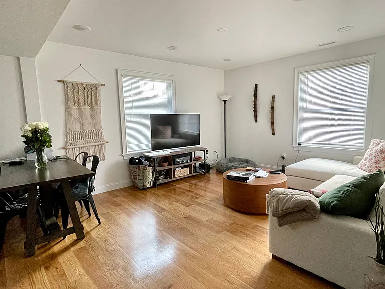 321 Lafayette St #2 — Photo 7