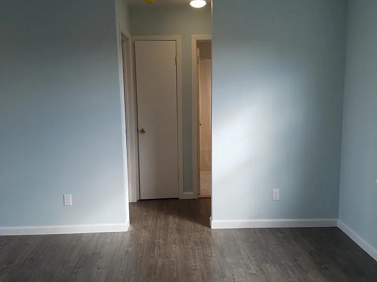 416 Beachway Ave — Photo 3