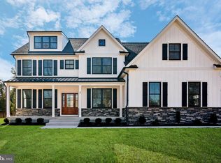 2 Sycamore Ln, Ambler, PA 19002