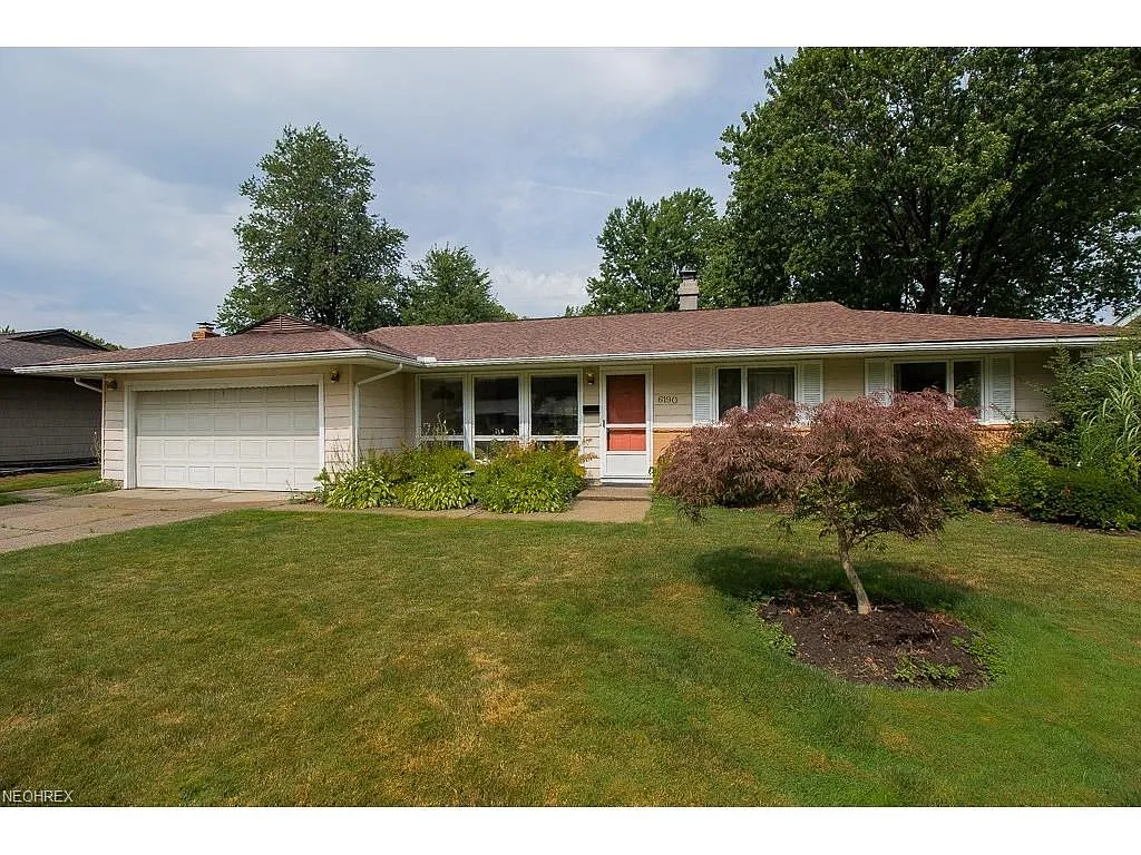6190 Cambridge Park Dr photo 1