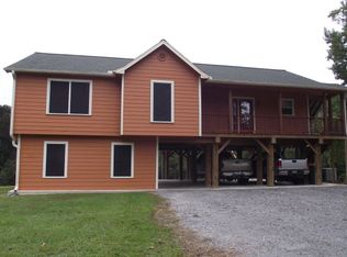 130 Ridge St, Rose Hill Acres, TX 77657