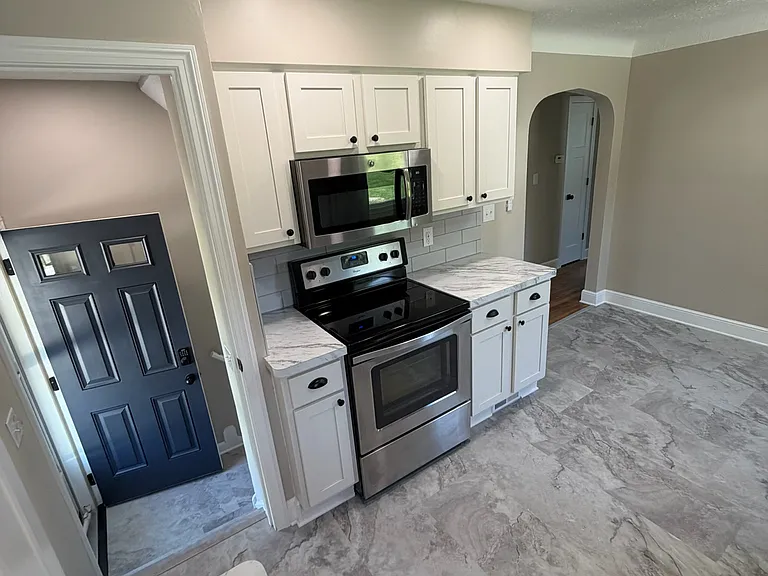 22488 Westwood Dr — Photo 4