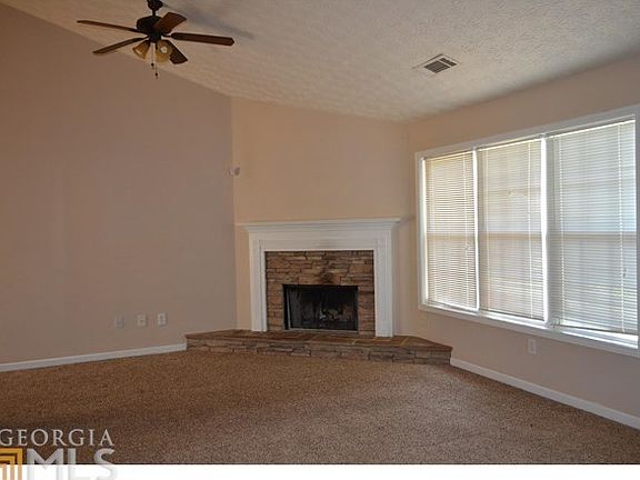 3rd image of 50 Crooked Creek Ct