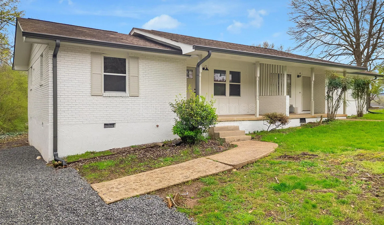 2 bed, 1.0 bath, 832 sqft, $1,250 — Photo 3