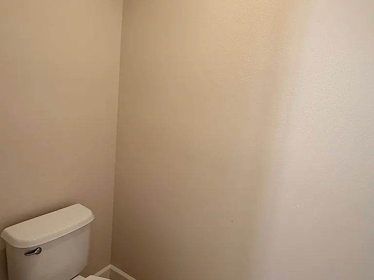 10302 Oldham Ln — Photo 32